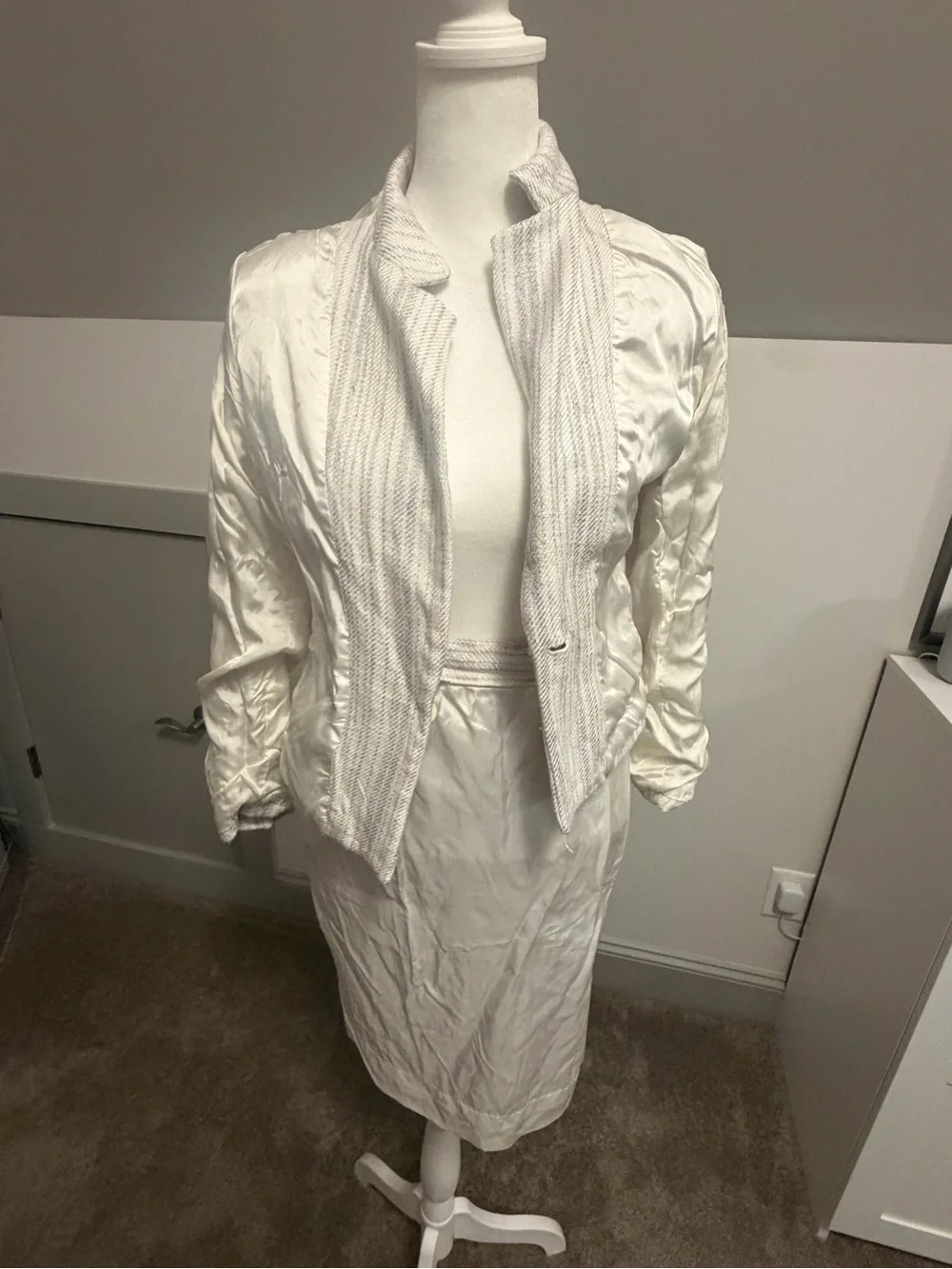 Christian Dior Vintage Petites Skirt Suit Set White Textured Striped Blazer Sz2